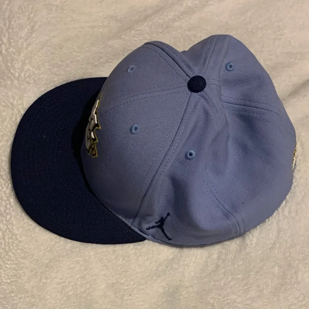 Marquette University Golden Eagles 7 5/8th size Flatbill hat - Picture 2 of 7
